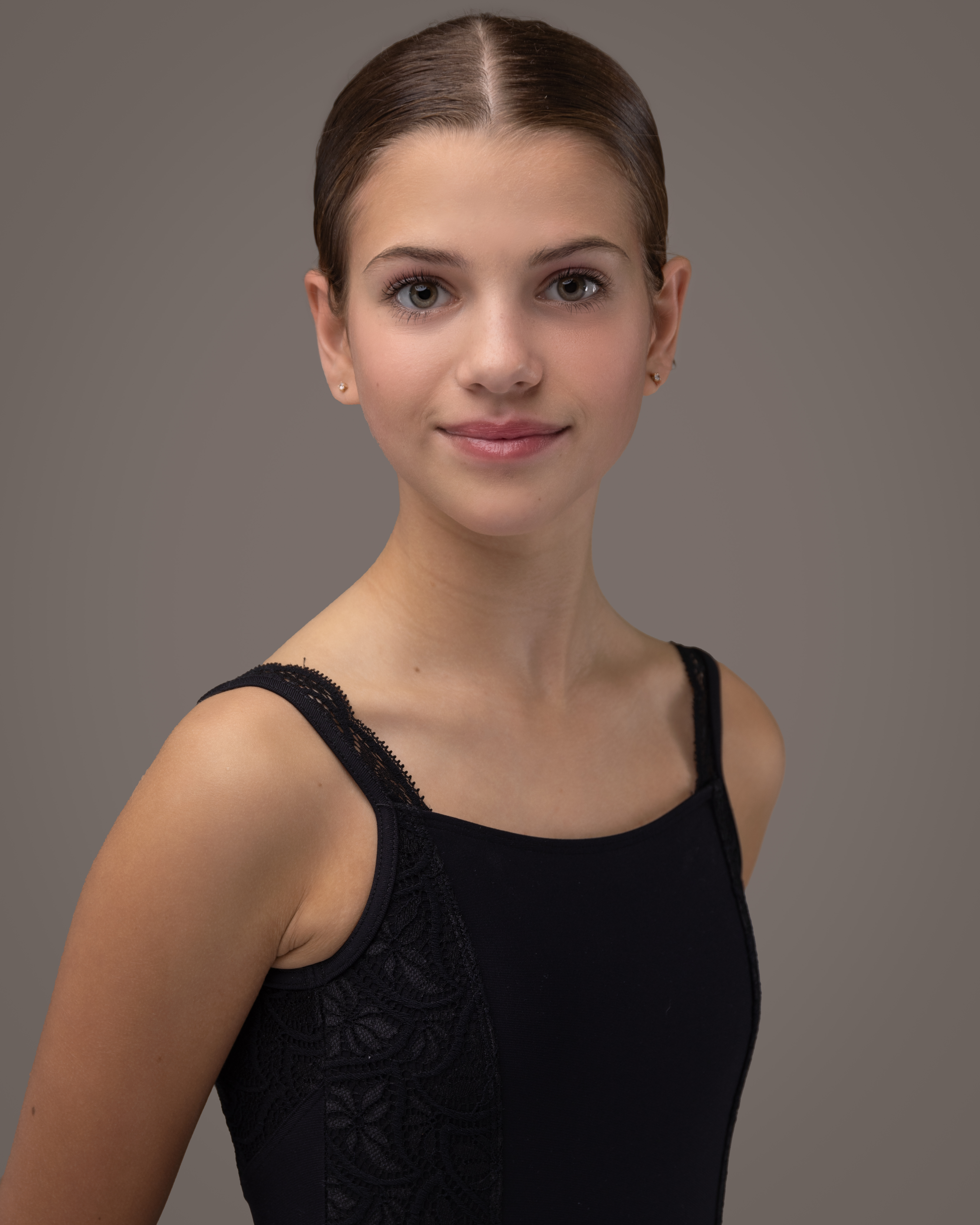 Silvia Snow Headshot 3.jpg