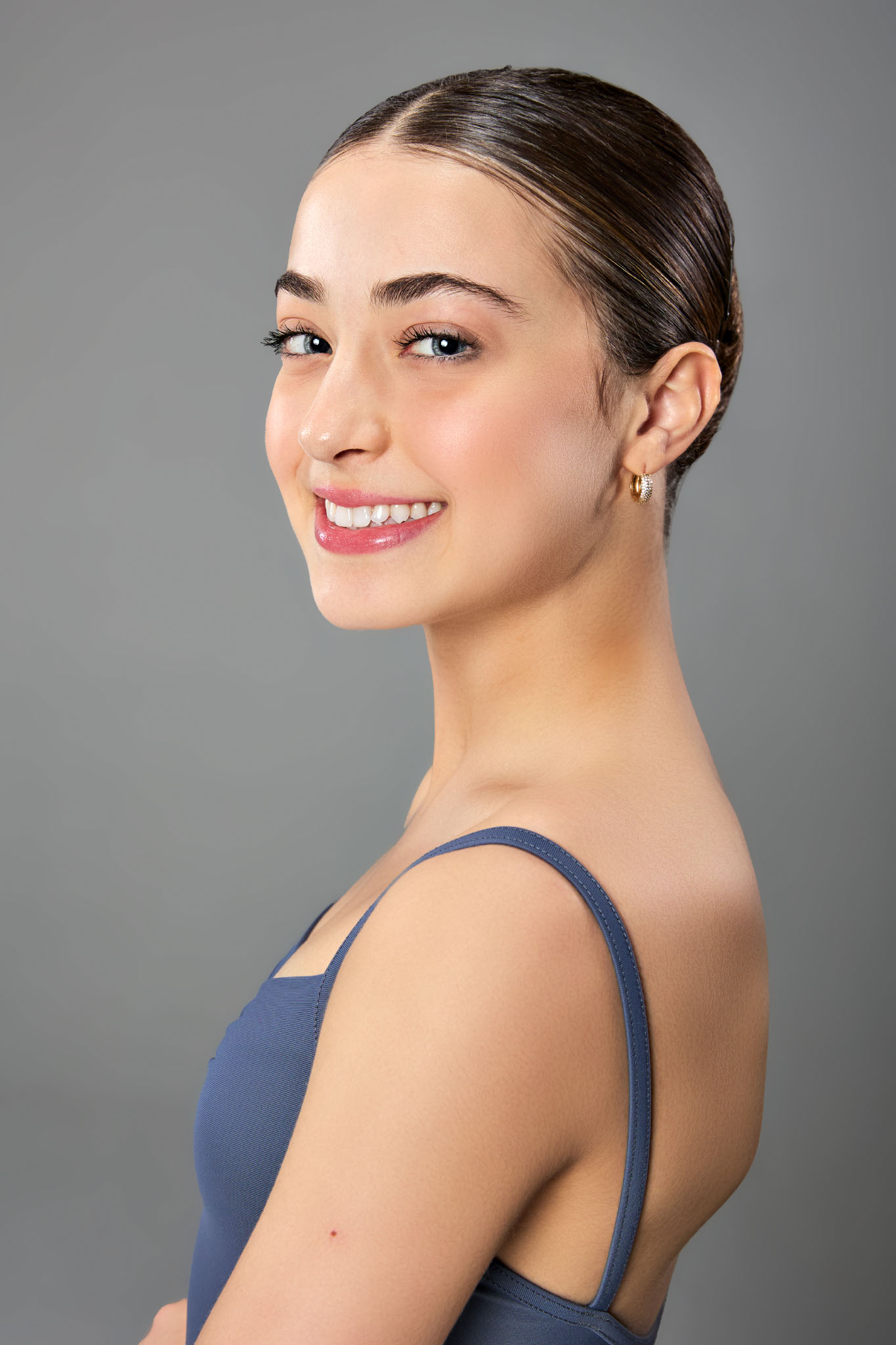 Alicia Sassi Ogliari Head Shot 2023.jpg