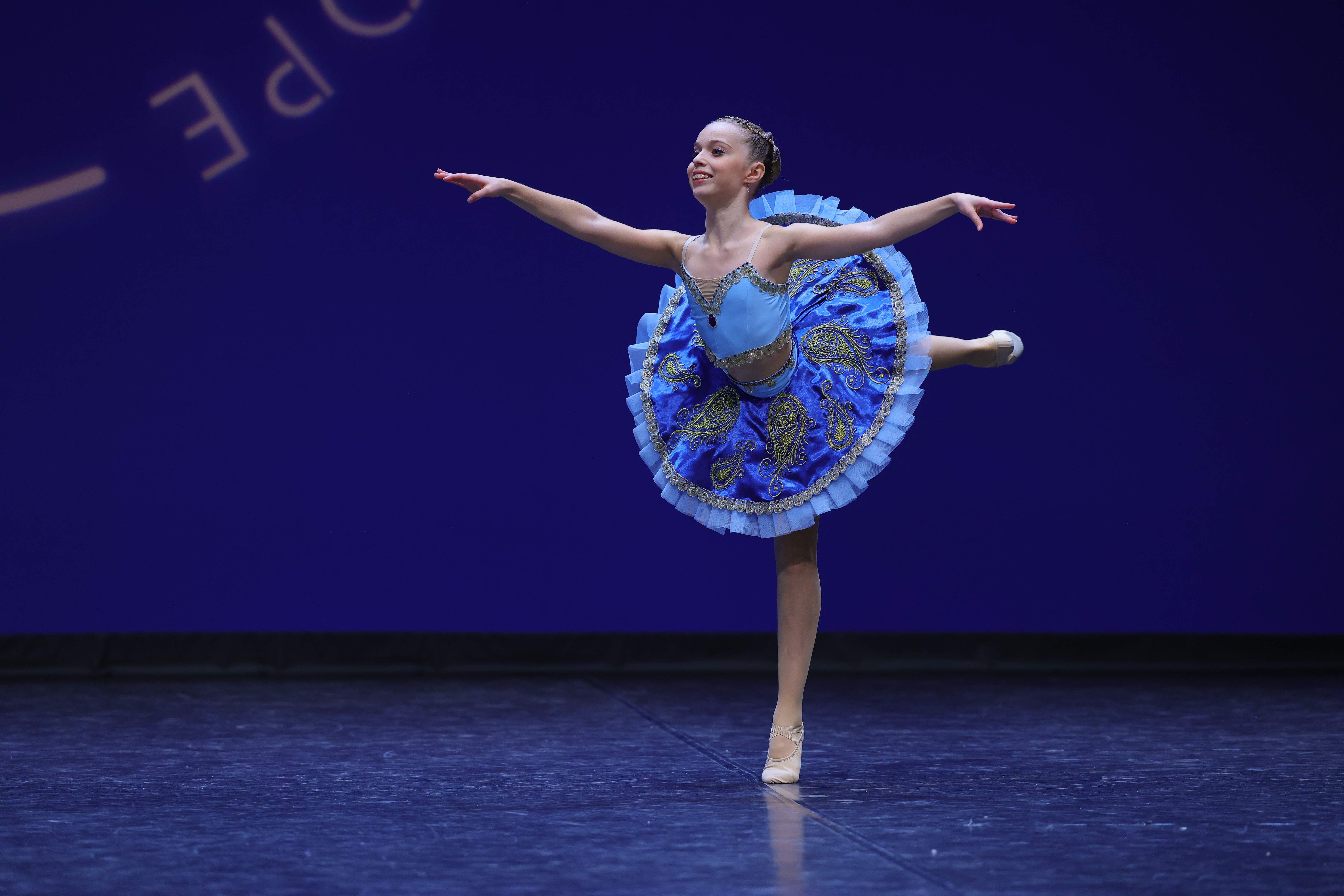072-Manon Chauvel-Three Odalisque Le Corsaire_20856.JPG