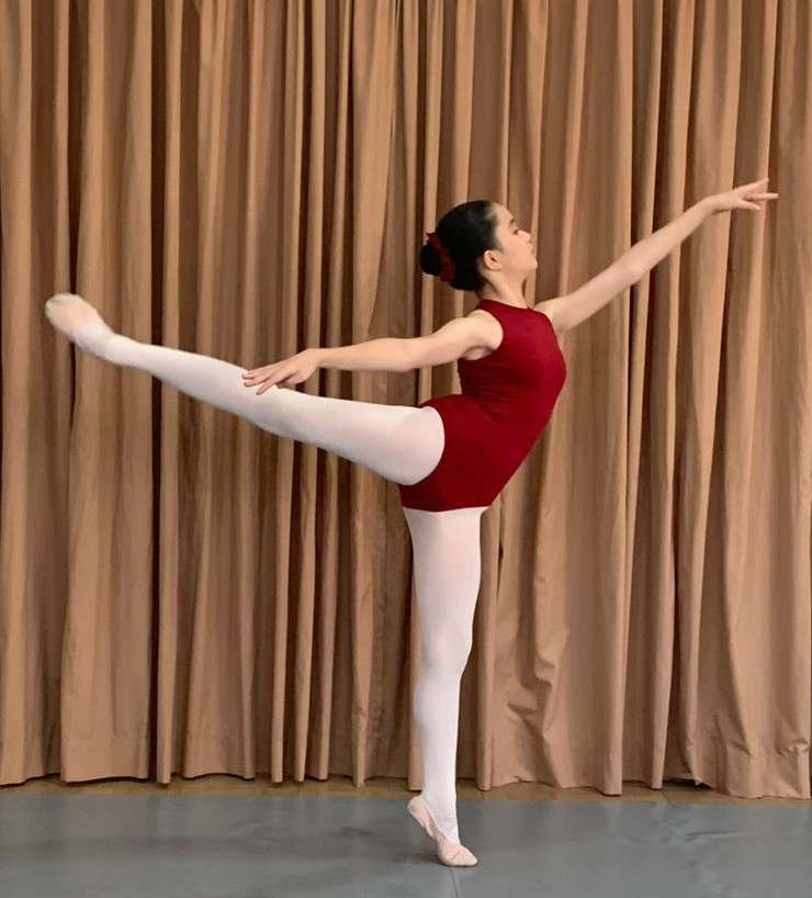 Arabesque Rachel 1.jpg