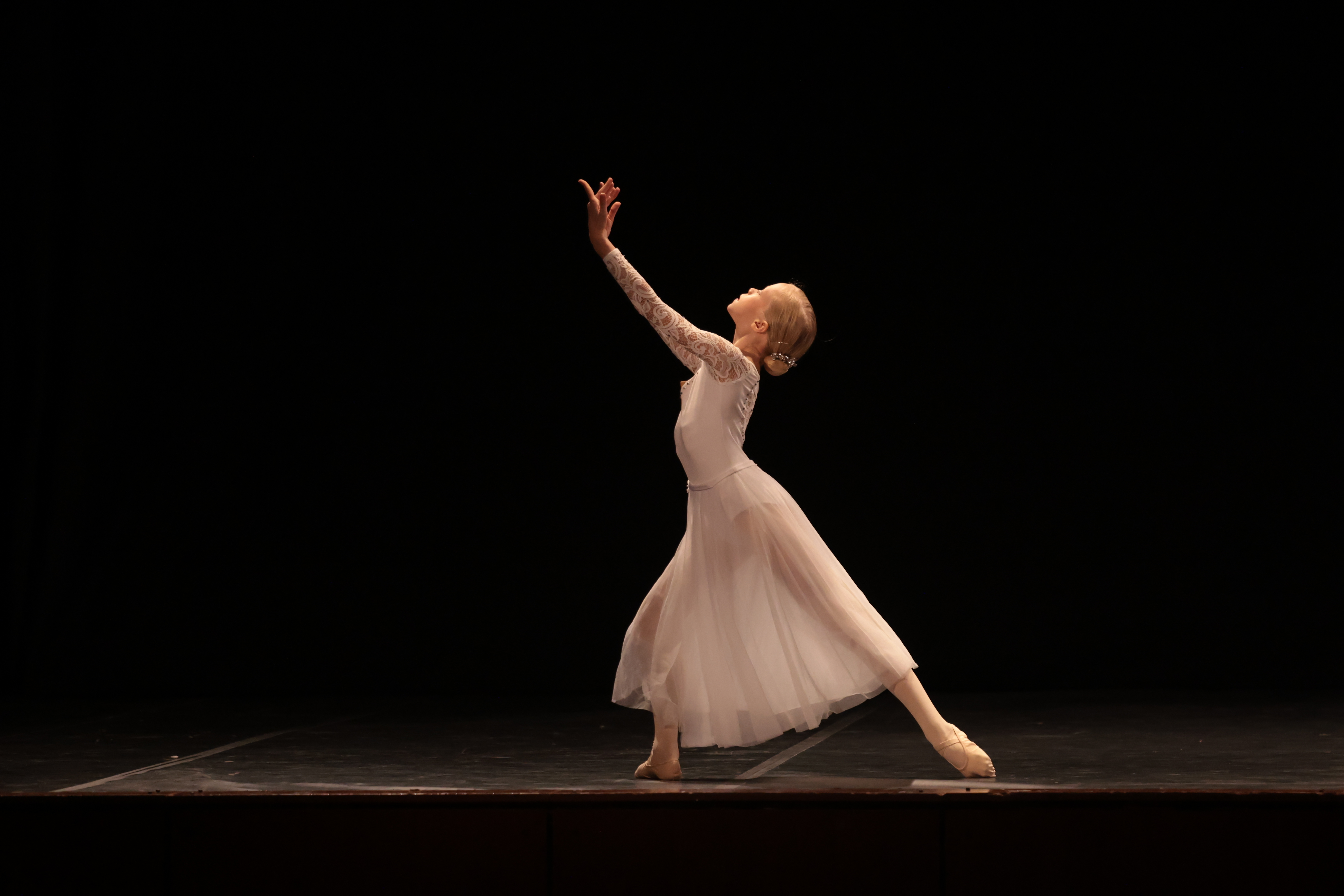 fs1239-036-Maja Mainka-Butterfly-Front of Stage-YGP ITALY 2023-ZF-4874-46233-1-001-022.jpg