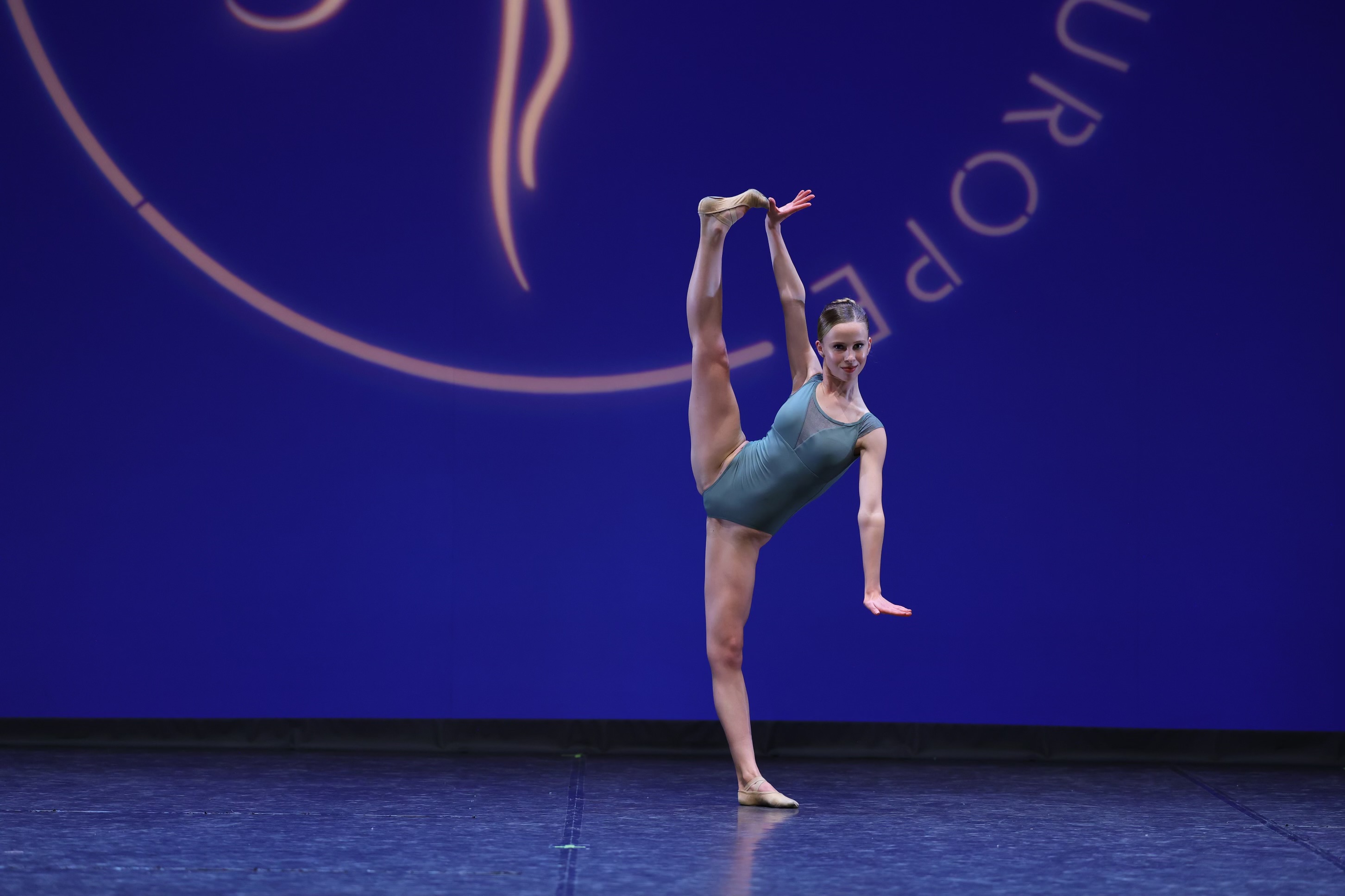 468-Holly Brown-Moving Through Contrast_75317.jpeg