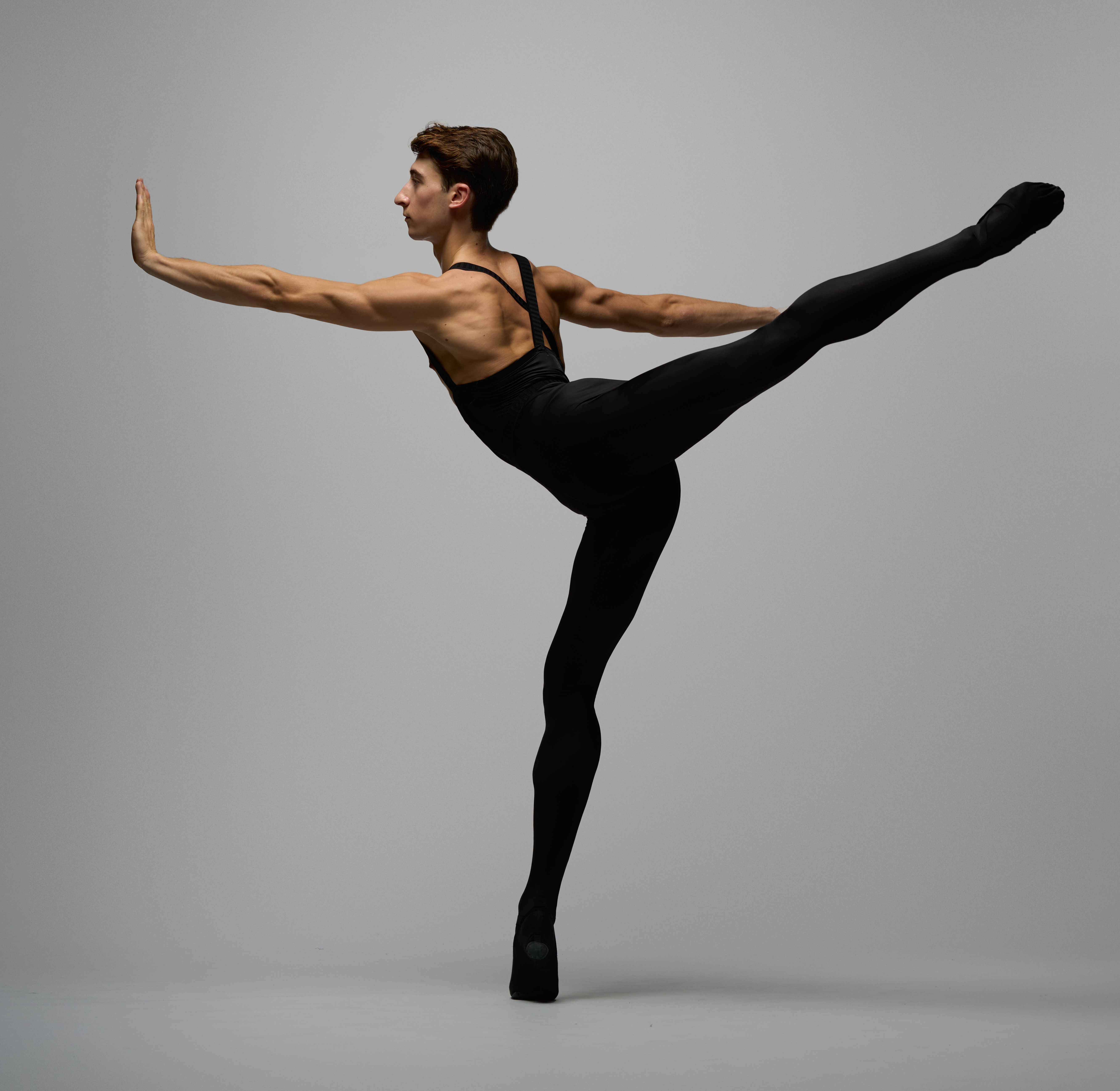 10.14.23 _ STUTTGART _ CarlosQuezada © _ 11 ADRIEN4108.jpg