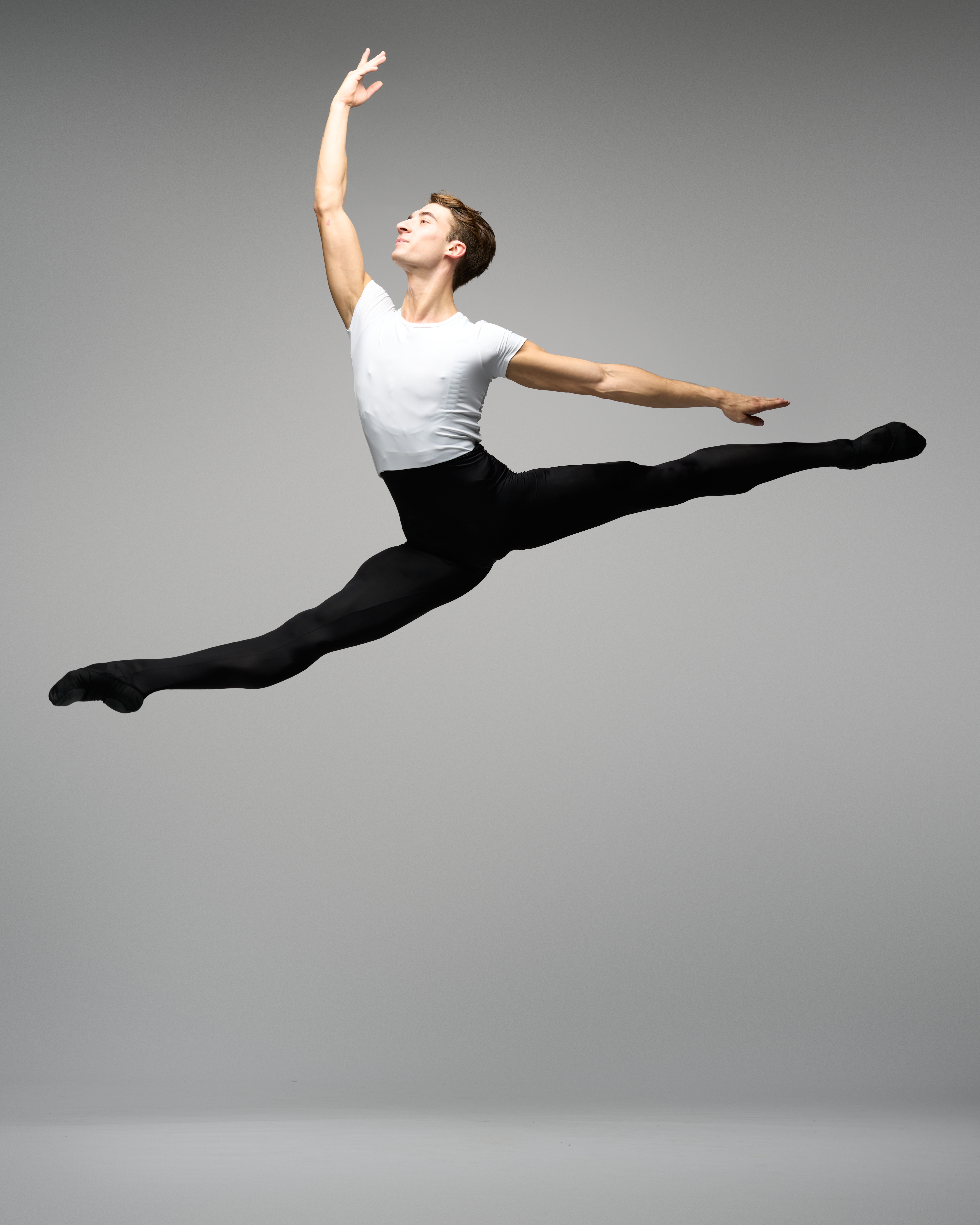 10.14.23 _ STUTTGART _ CarlosQuezada © _ 11 ADRIEN4086.jpg