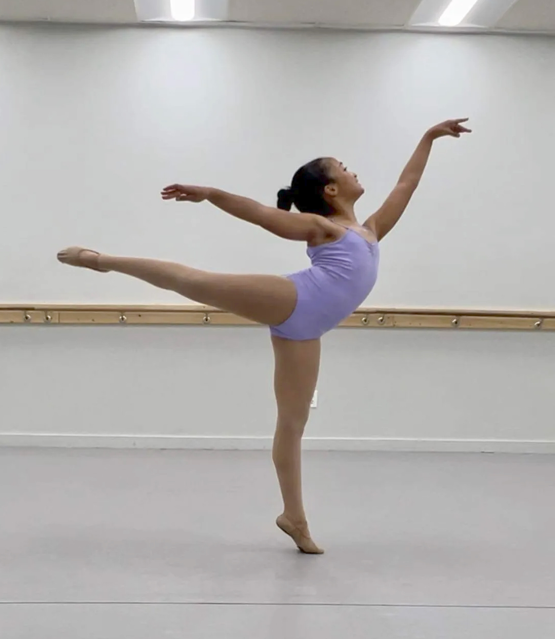 CAPRIO Joelle - Provide an arabesque photo - copie.jpg