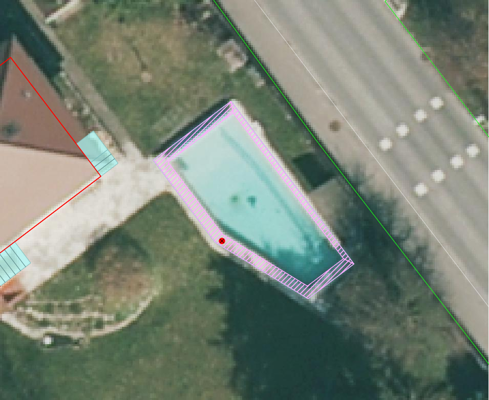 _images/Bebaut_Wasserbecken_mit_Mauer_falsch.png