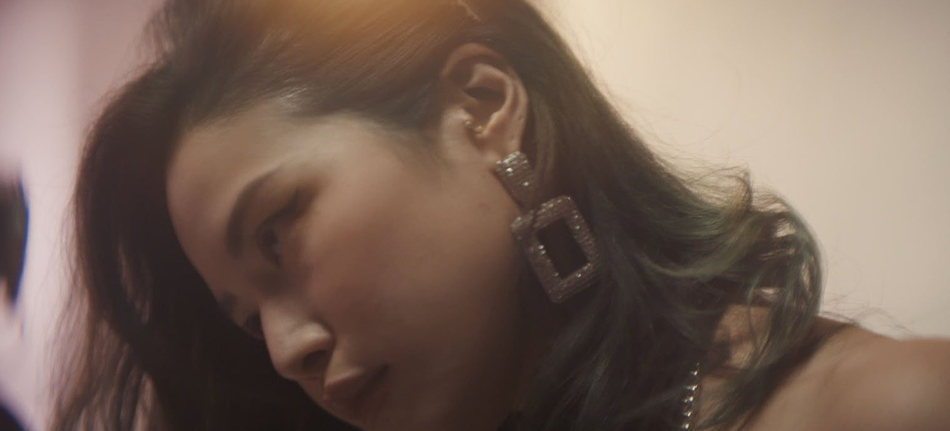 Naujoji Banga filmo online nuotraukos