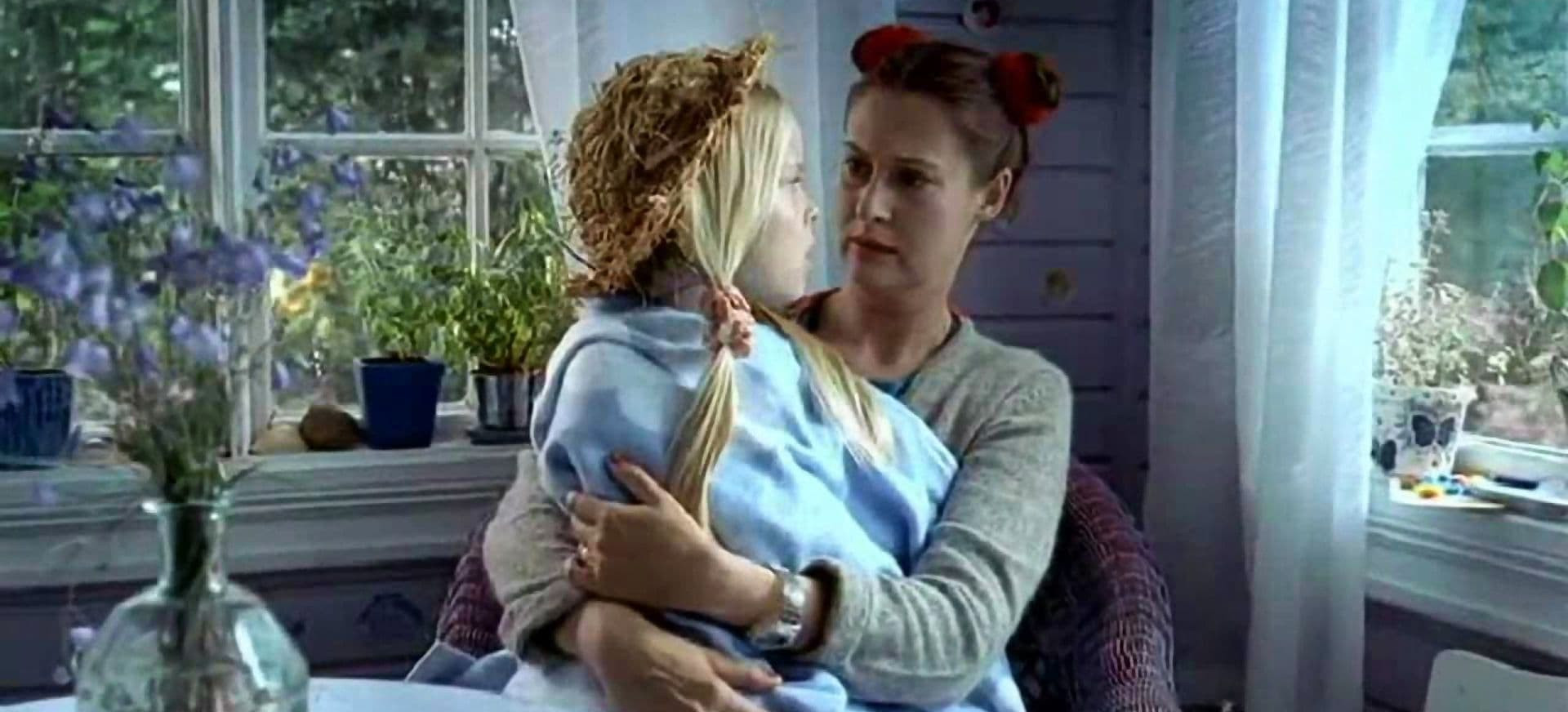 Seserys Eina Į Mokyklą