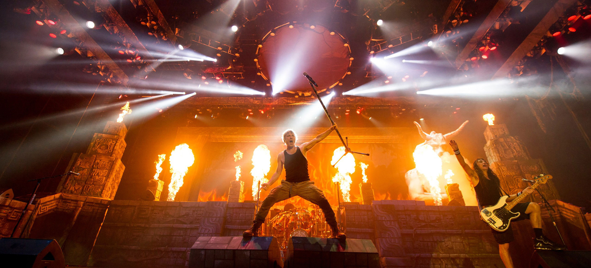 Iron Maiden: Burning Ambition filmo online nuotraukos