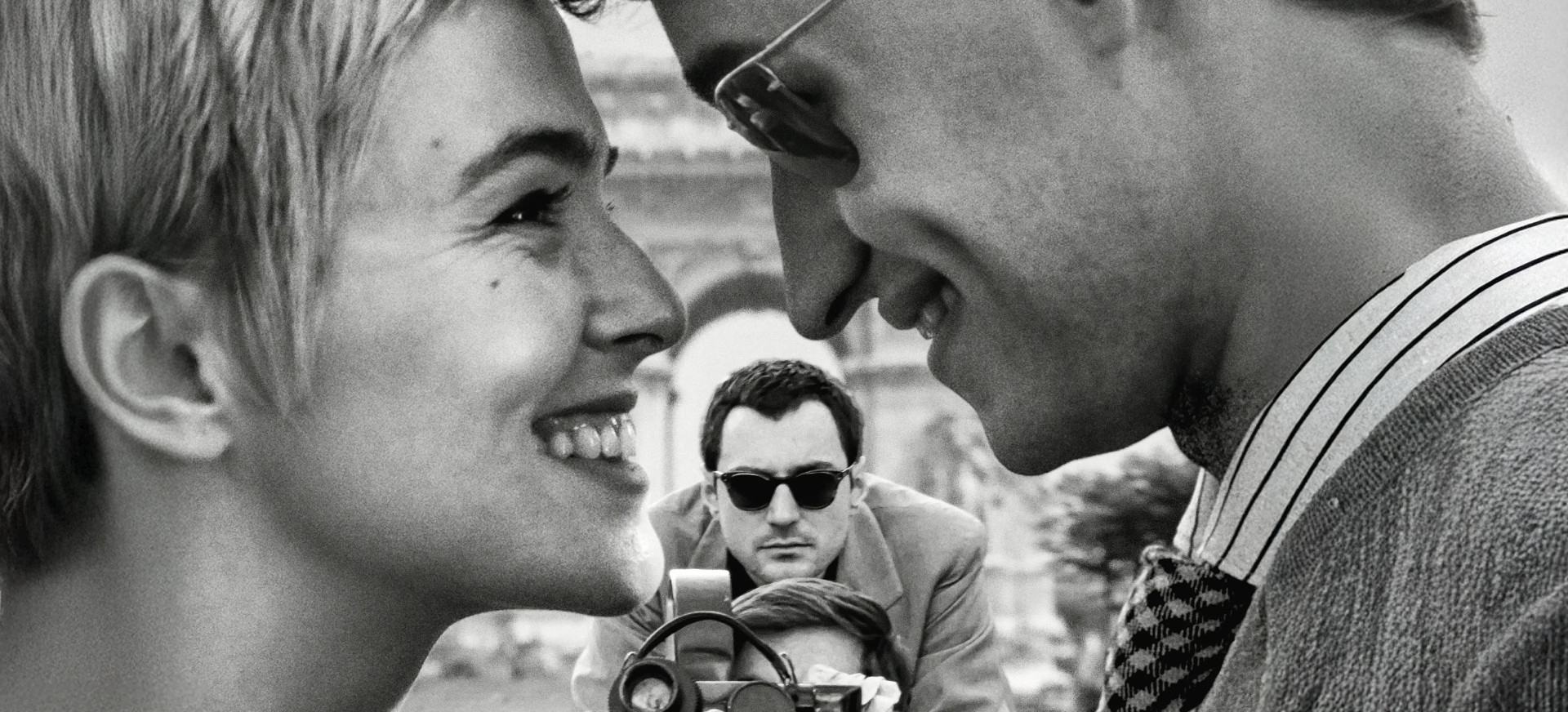 Naujoji Banga filmo online nuotraukos