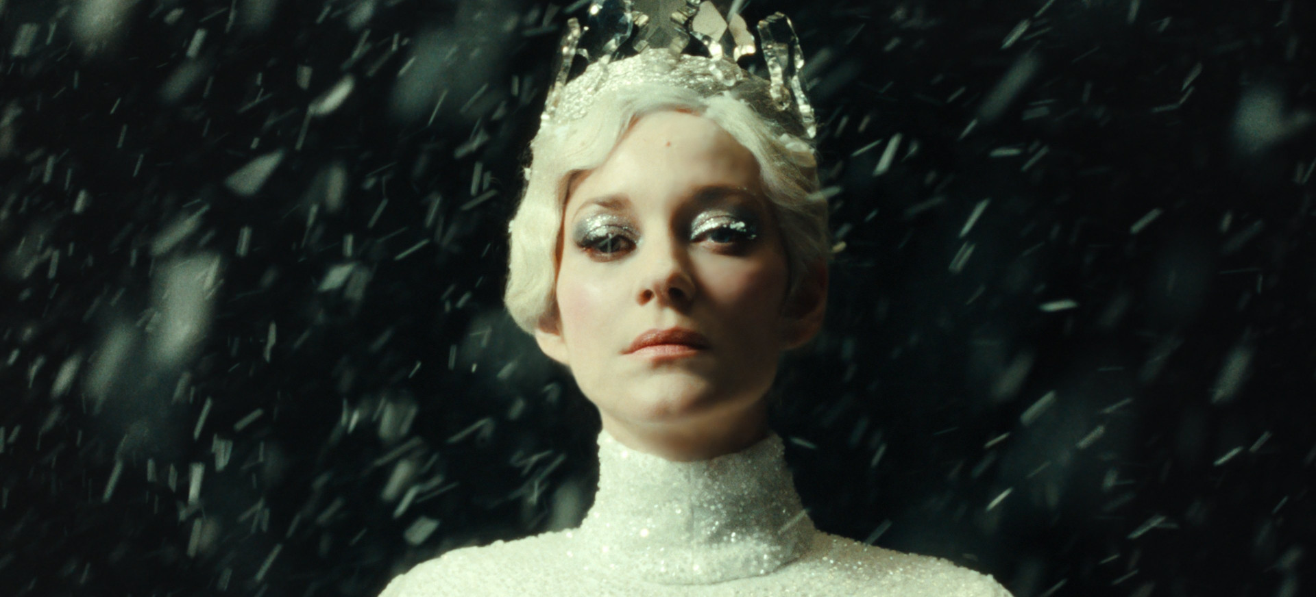 Ledo Bokštas filmo online nuotraukos