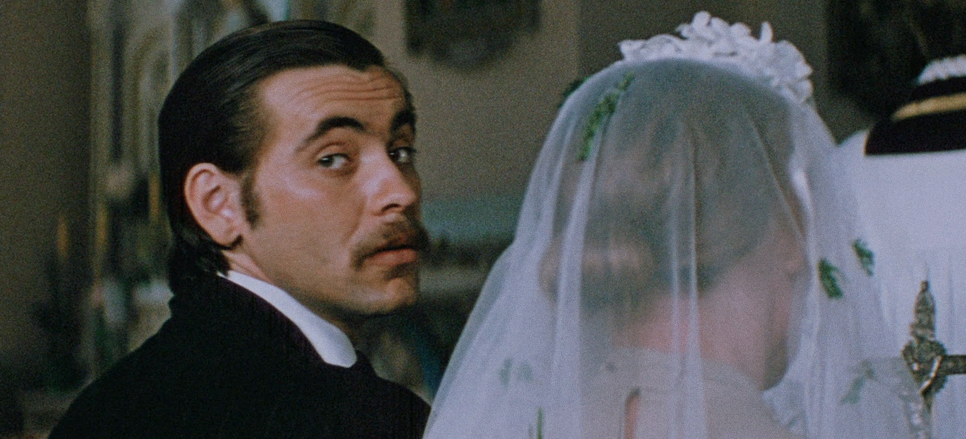 Velnio Sėkla filmo online nuotraukos