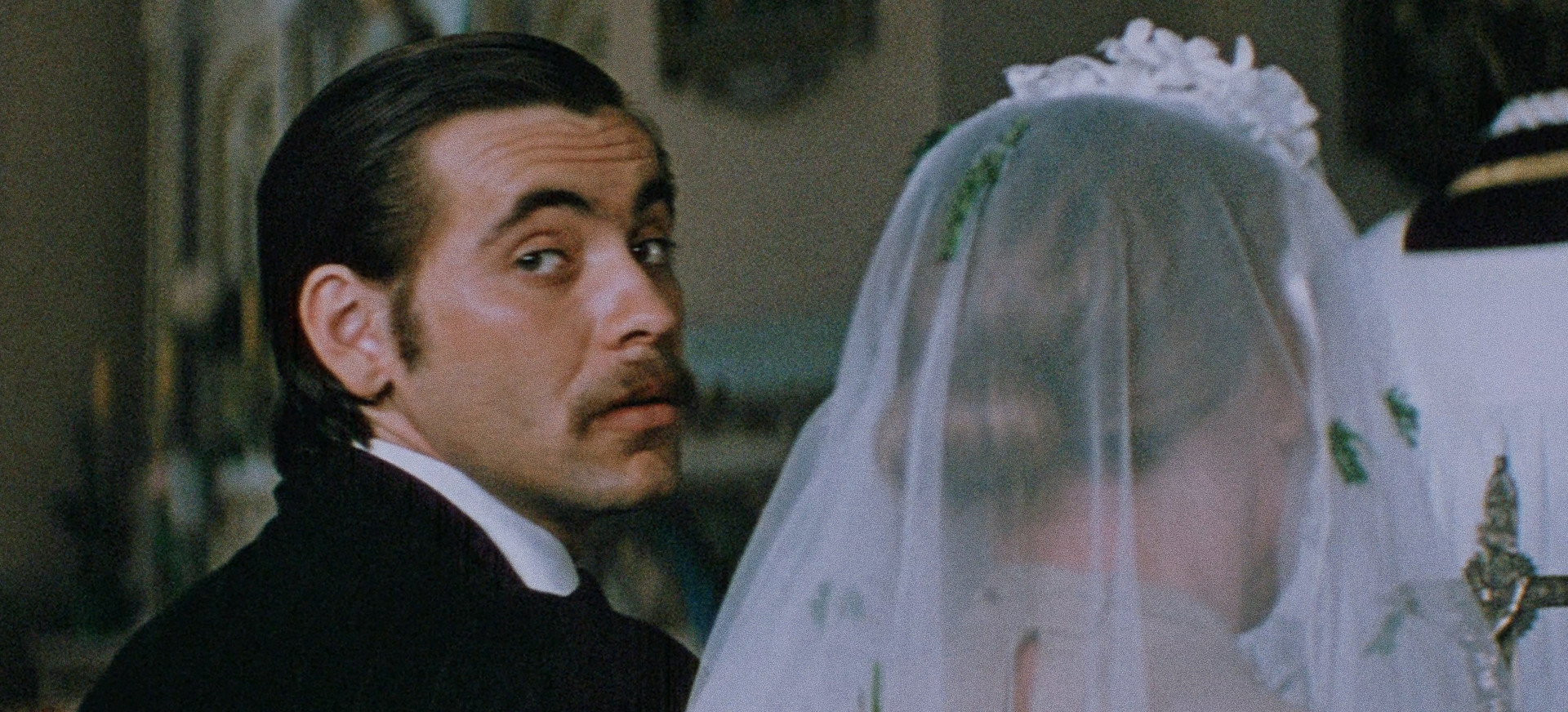 Velnio Sėkla filmo online nuotraukos