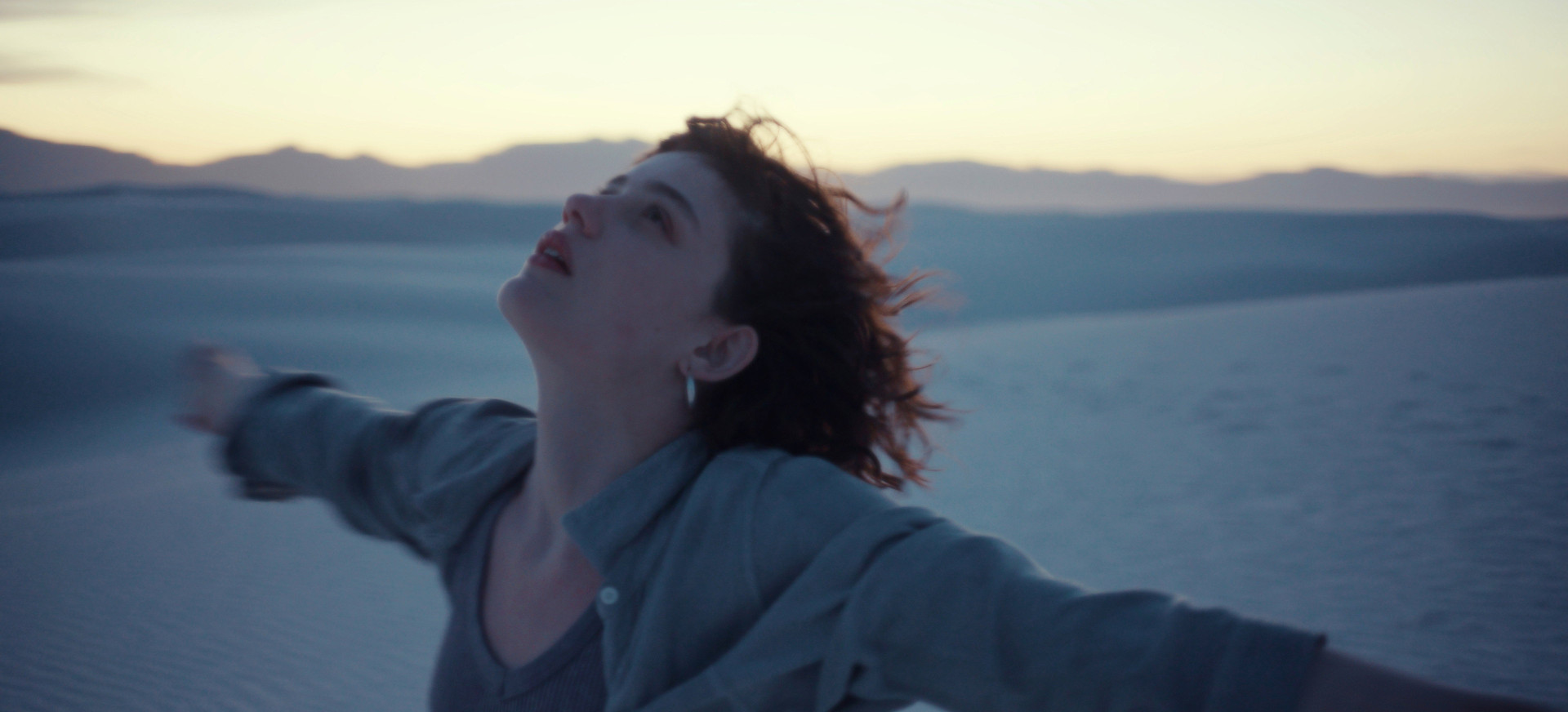Šiuolaikinio Kino Festivalis Lokys, Liūtas Ir Šakelė '26: „Birželį Manęs Nebus“ filmo online nuotraukos