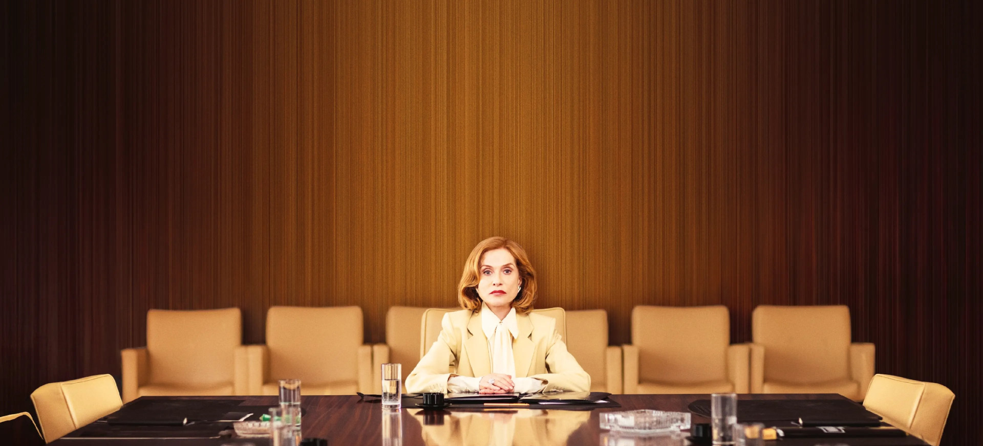 Turtingiausia Pasaulio Moteris filmo online nuotraukos