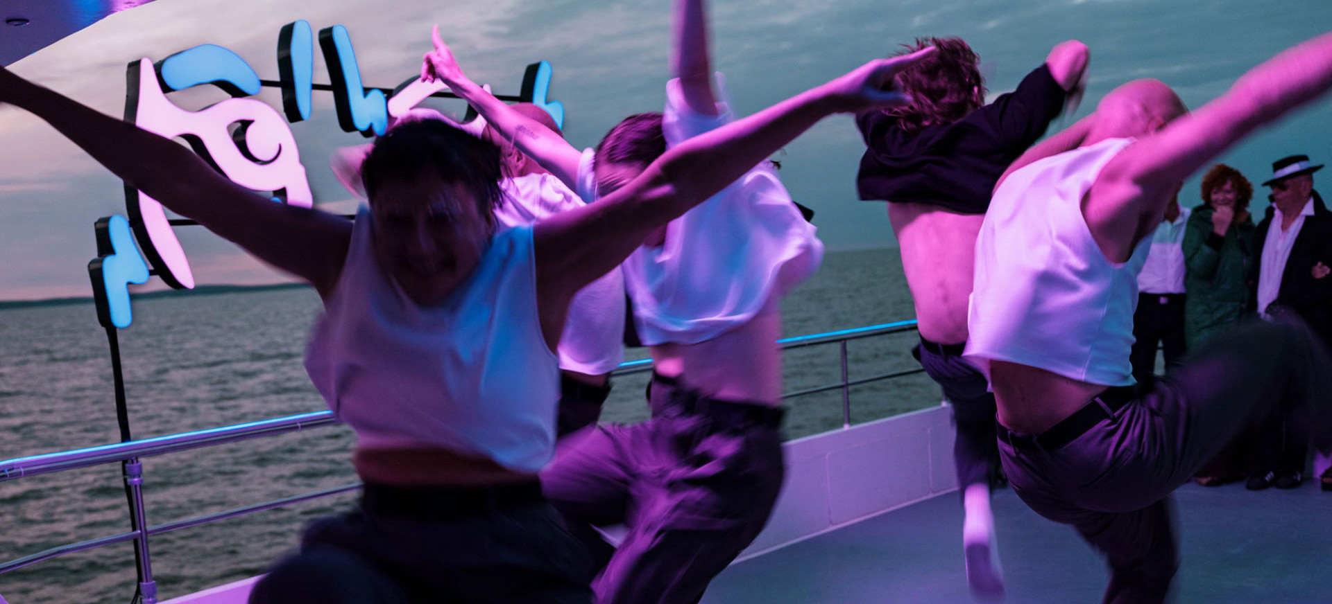 Laivas filmo online nuotraukos