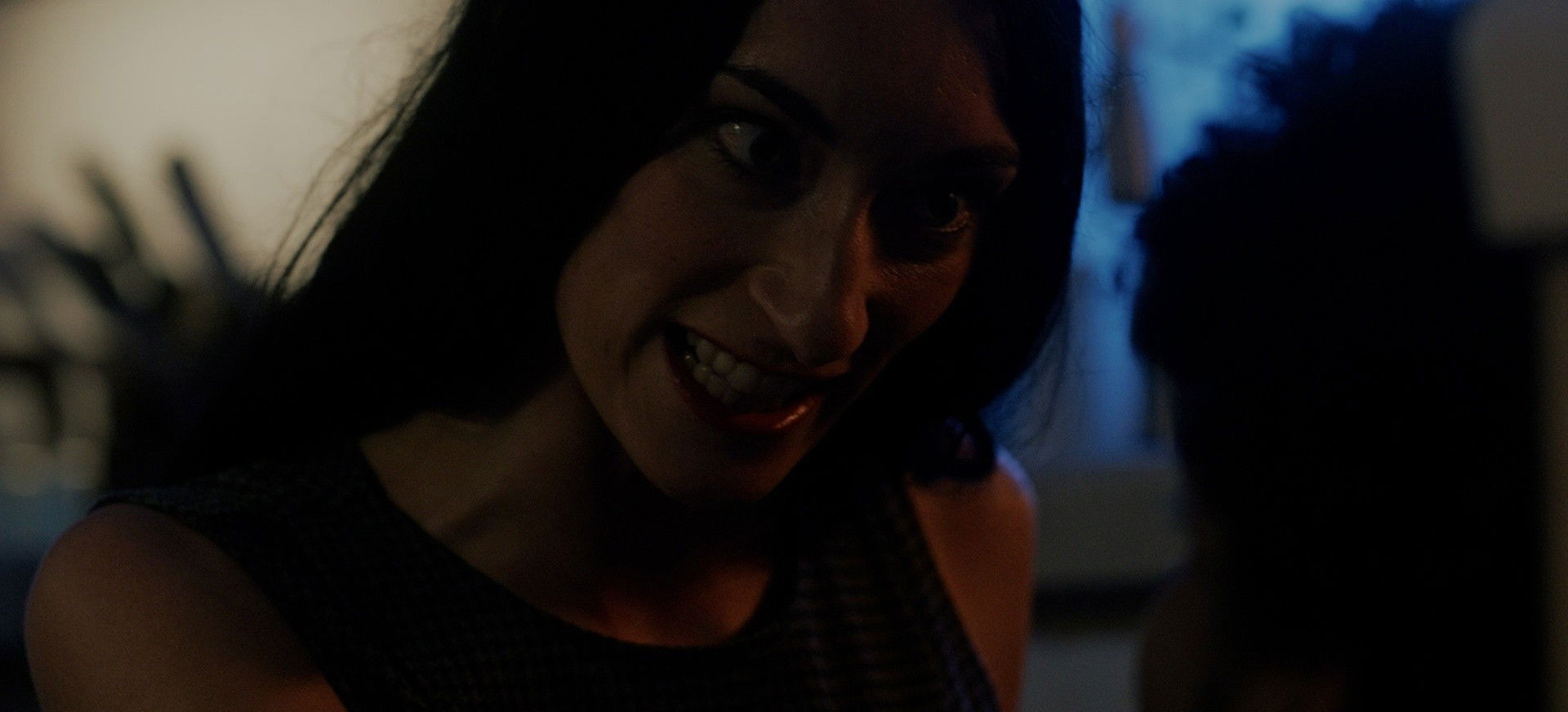 Patirti Kiną: Tarnaitė filmo online nuotraukos