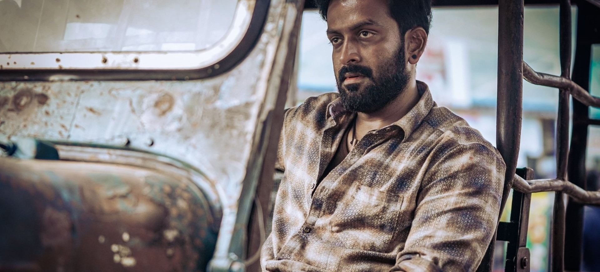 Vilaayath Budha filmo online nuotraukos