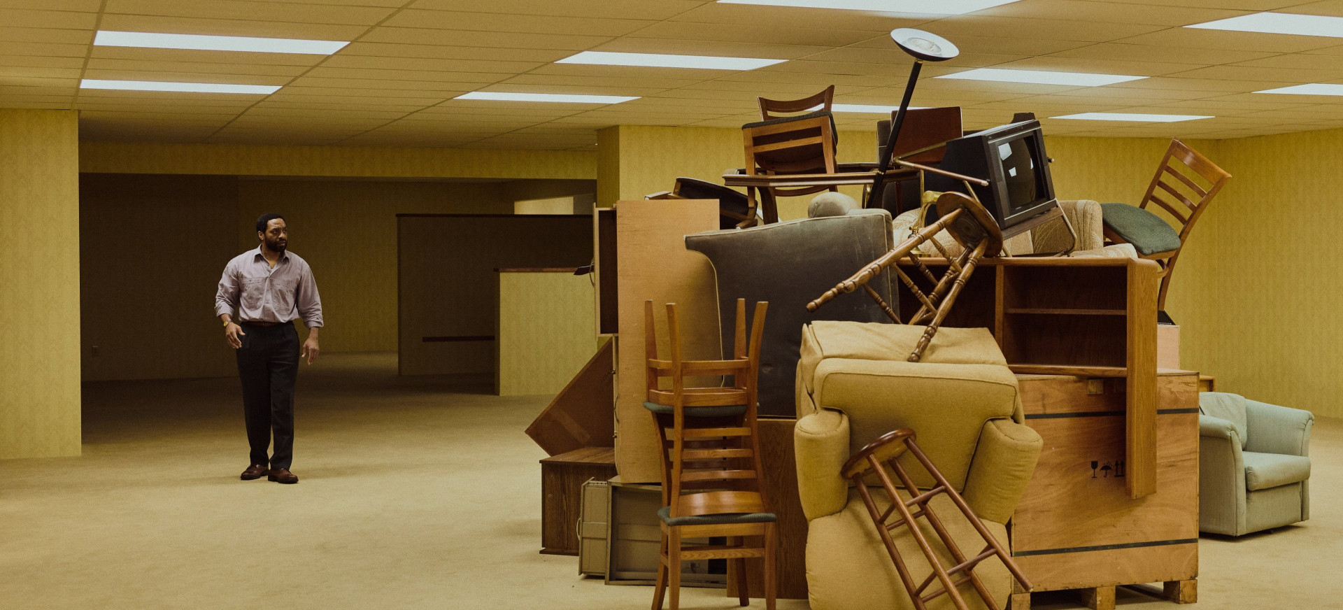Backrooms filmo online nuotraukos
