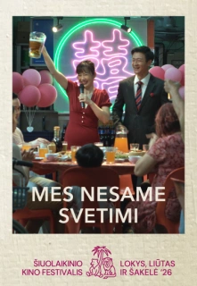 Llš'26: Mes Nesame Svetimi filmo online nuotraukos