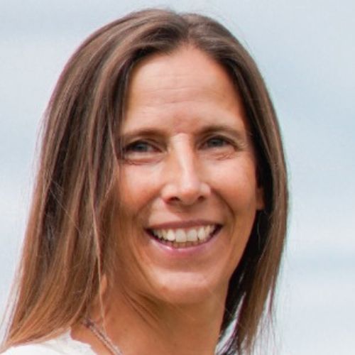 Doris Gantenbein - Wie du tiefe HERZVERBINDUNG und einen Alltag voller Leichtigkeit mit deinem Kind erleben kannst
