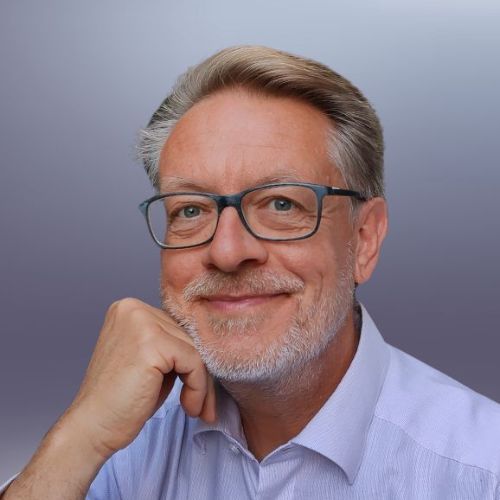 Christian Hoefer - Seele trifft Silizium – Neue Verbindungen durch KI