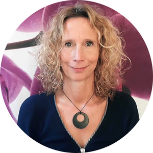 Liv Wach - Sucht als Katalysator – spirituelle Freiheit im digitalen Zeitalter