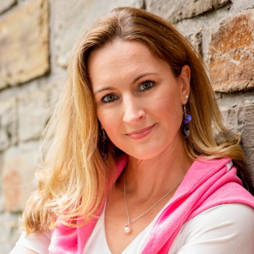Berit Klose - „Es ist einfacher starke Kinder zu erziehen, als gebrochene Menschen zu reparieren.“