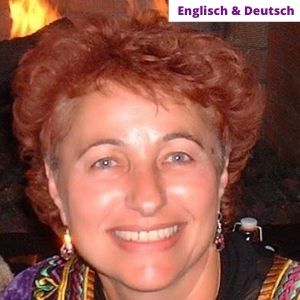 DeAnna Lam - Menstrual Empowerment and Honoring our feminine Transistions empoweres women