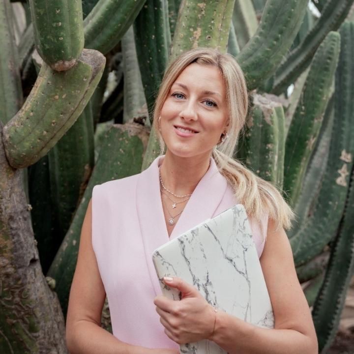 Petra Slastanova - Arbeitskultur-Idee worth spreading: Happiness Management in Praxis