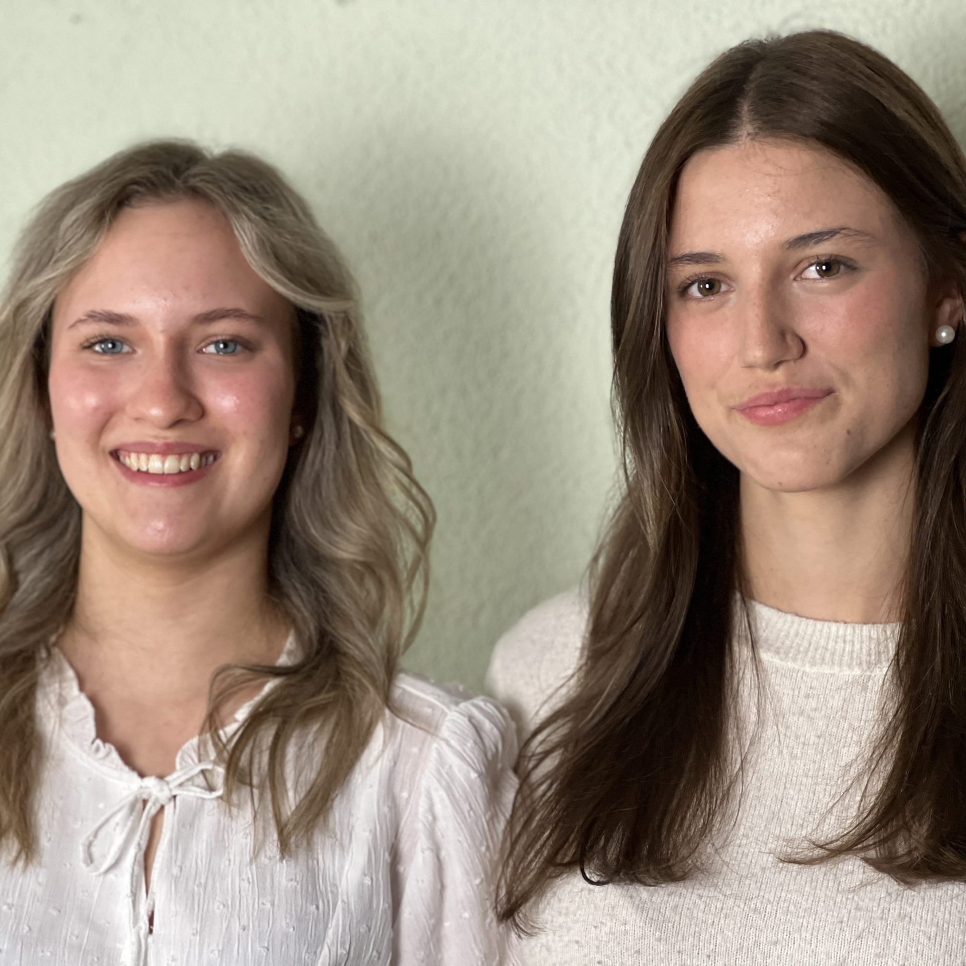 Anni und Stine - LockerLernen aus Schülersicht - Was sie über Schule, Lernen und Unterstützung durch Eltern wirklich denken