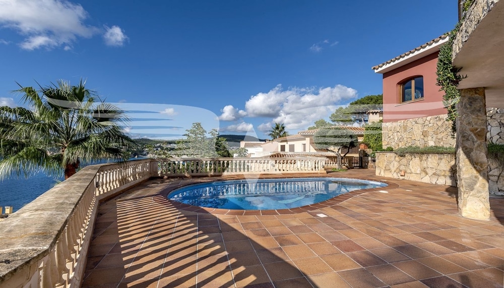 Poolterrasse
