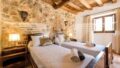 Bedroom mainhouse