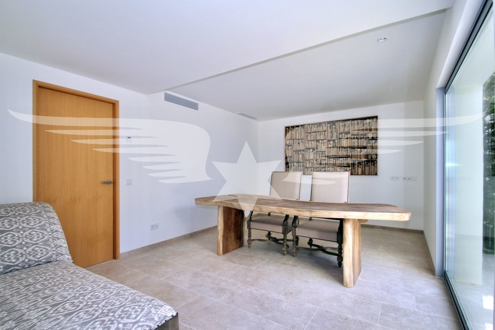 Bedroom groundfloor