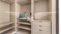 Kleiderschrank