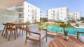 Terraza con piscina