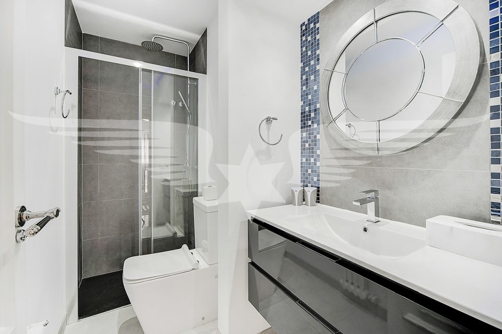 Badezimmer 2