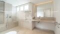 Badezimmer 1