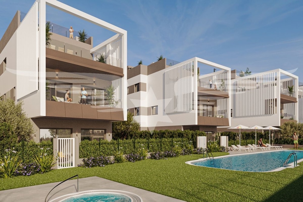 Exterior view with Swimmingpool