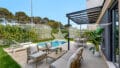 Garden with swimmingpool