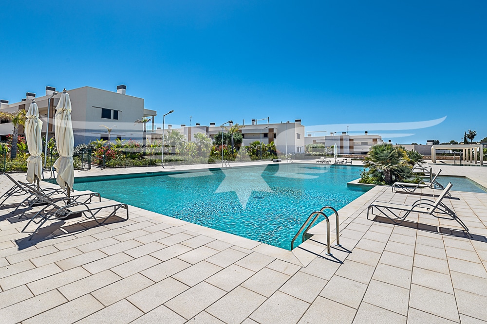 Piscina comunitaria