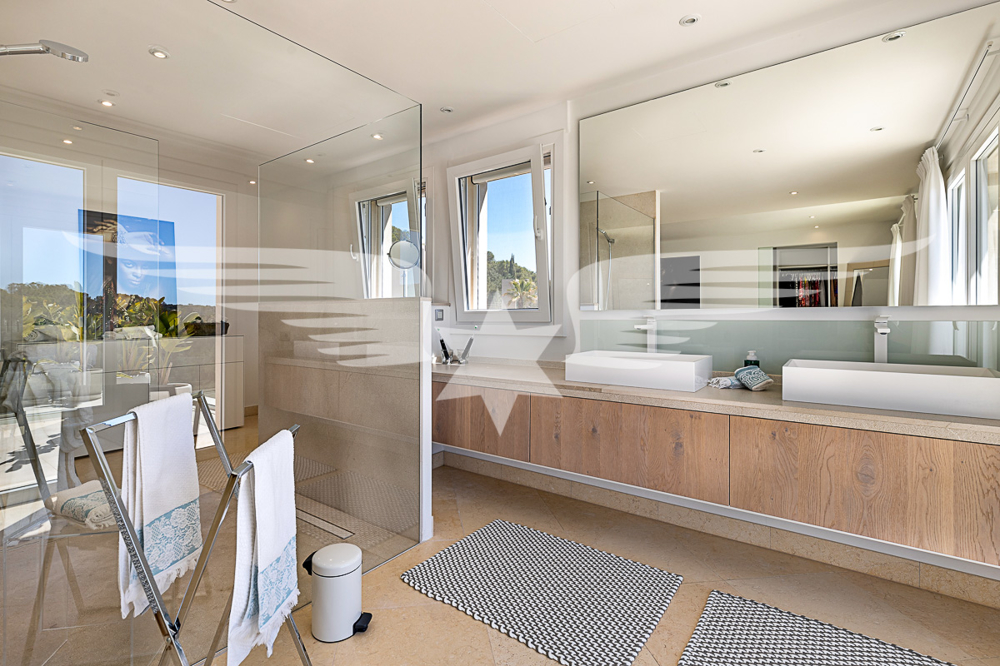 Master Bath
