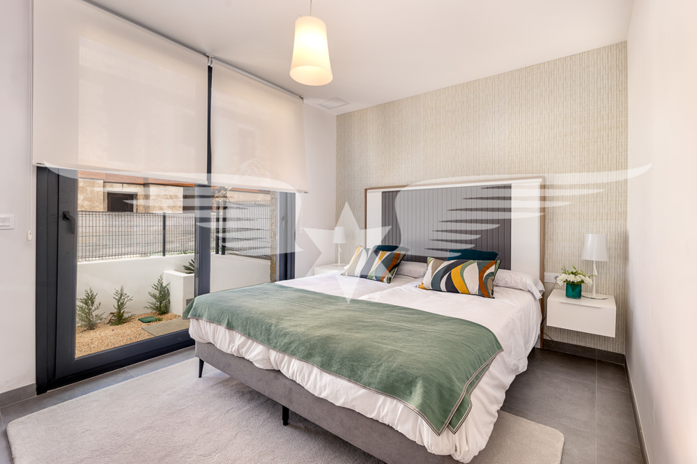 Schlafzimmer 2