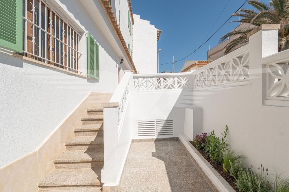 Terrace ground floor
