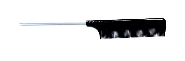 Tűvégű fésű