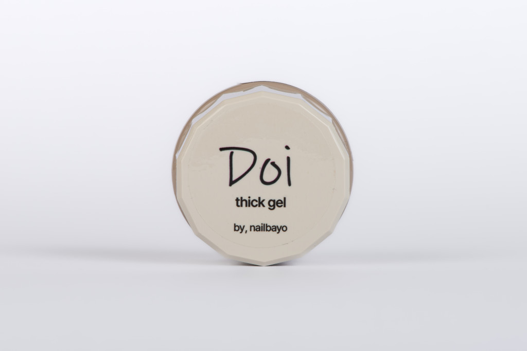 Nailbayo DOI Tong Thick gel Nuance gel körömdíszítésekhez