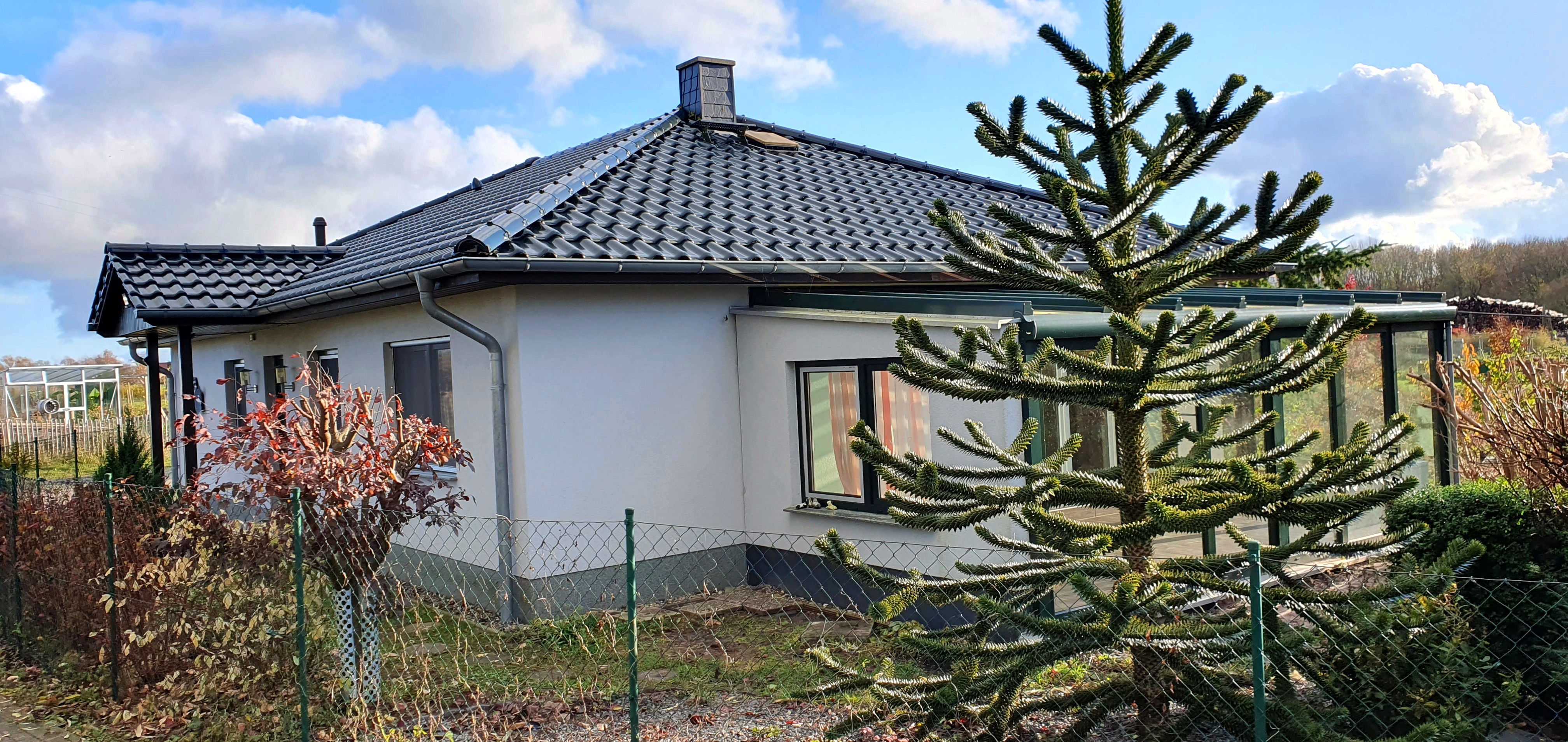 Bungalow in absoluter Ruhe mit Wintergarten und Kamin auf der Insel Rügen