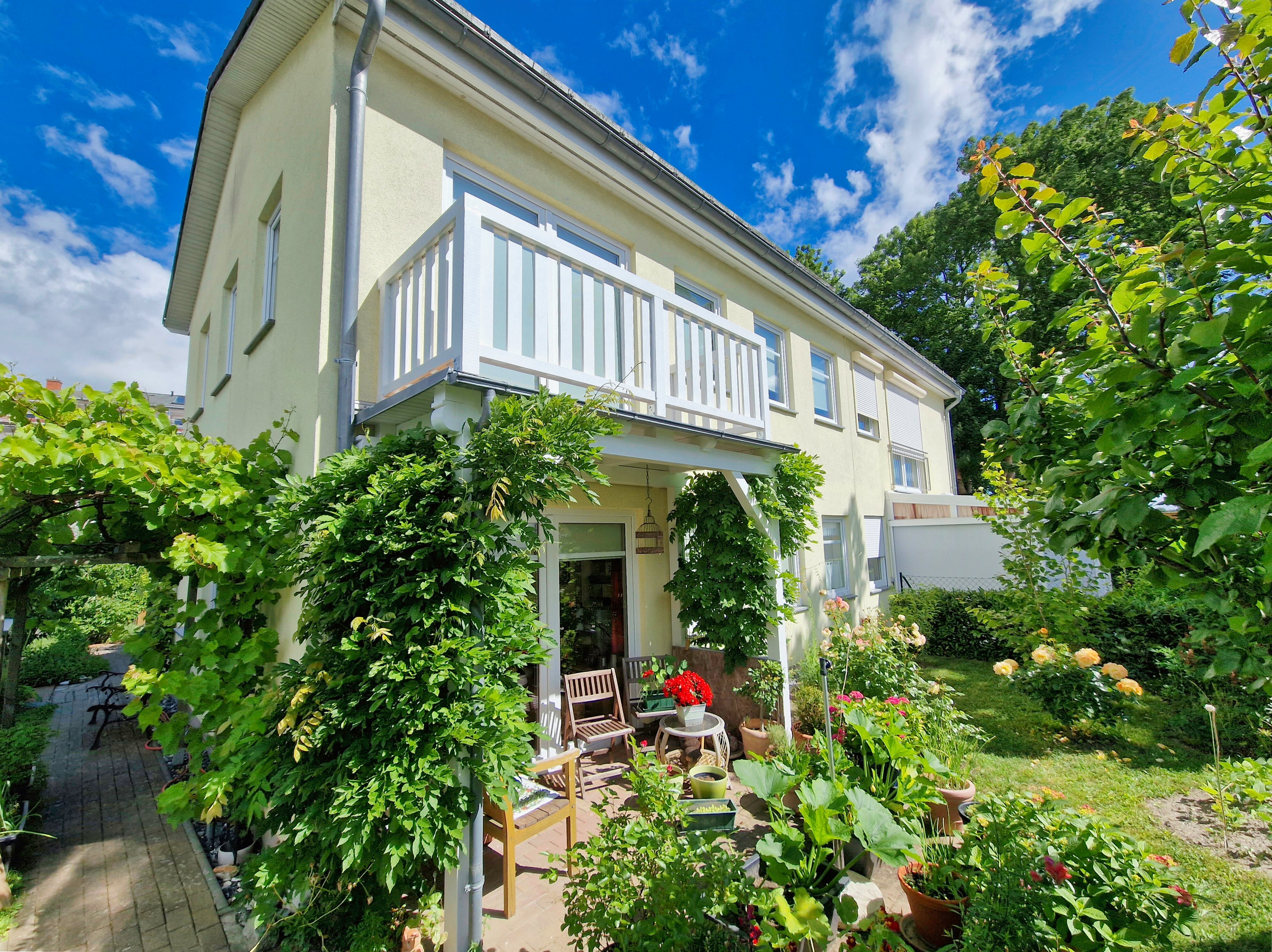Wohnen nur 250m bis zur Ostsee I DHH in Sassnitzer Altstadt auf Rügen