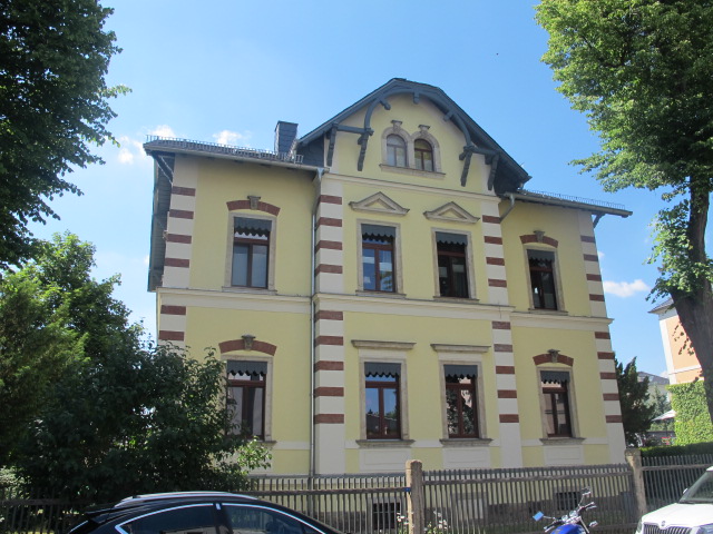 Wohnen Sie großzügig in beliebter Wohngegend von Radebeul-West - Photo 5