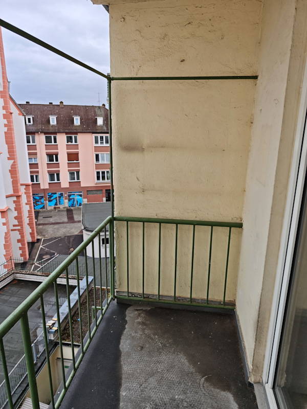 Gut geschnittene 2 Zimmer- Wohnung mit Balkon in Mainz-City, Nähe Kaufhof - Photo 4